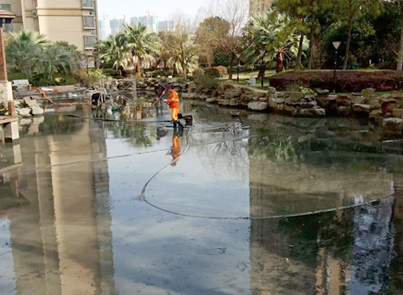 衡南景观池淤泥清理