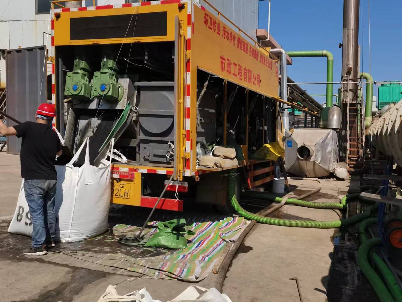 衡南淤泥压干处理